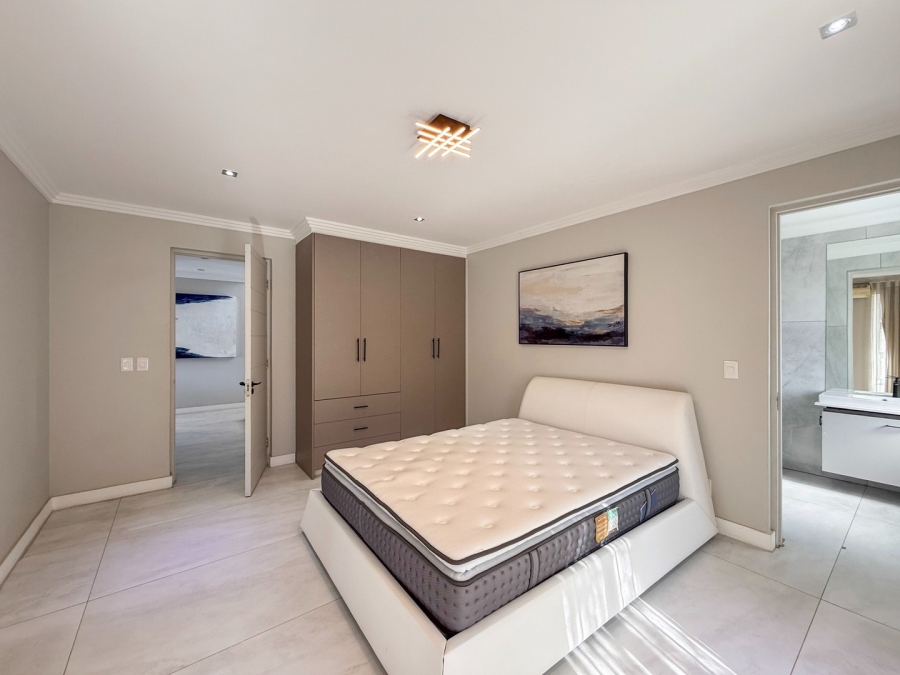 5 Bedroom Property for Sale in The Islands Estates North West